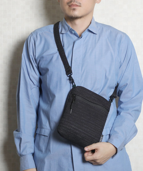 Un coeur（アンクール）の「【Un coeur/アンクール】MESH シリーズショルダー K908420（ショルダーバッグ・メンズ・その他11/その他12/その他13/その他14・FREE）」の2枚目の写真