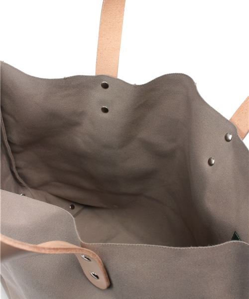 TEMBEA（テンベア）の「＜TEMBEA（テンベア）＞ DELIVERY CANVAS/バッグ（トートバッグ・メンズ・ホワイト/グレー・ONE SIZE）」の4枚目の写真
