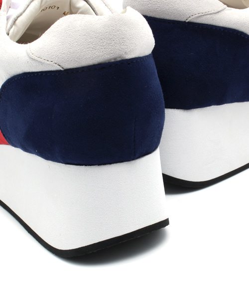 one after another NICE CLAUP（ワンアフターアナザーナイスクラップ）の「【ヒルナンデス紹介商品　ナイスクラップ】NICEｽﾆｰｶｰ（スニーカー・レディース・レッド/ピンク・SMALL/MEDIUM/LARGE）」の8枚目の写真