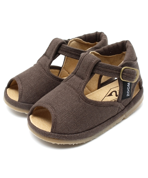 ZOOM（ズーム）の「ZOOM / Linen T-Strap (12.5～14.5cm)（サンダル・キッズ・チャコールグレー/ブラウン/パープル/ベージュ/グレー・13.5/13/12.5/14.5/14）」の4枚目の写真
