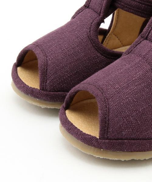 ZOOM（ズーム）の「ZOOM / Linen T-Strap (12.5～14.5cm)（サンダル・キッズ・チャコールグレー/ブラウン/パープル/ベージュ/グレー・13.5/13/12.5/14.5/14）」の13枚目の写真