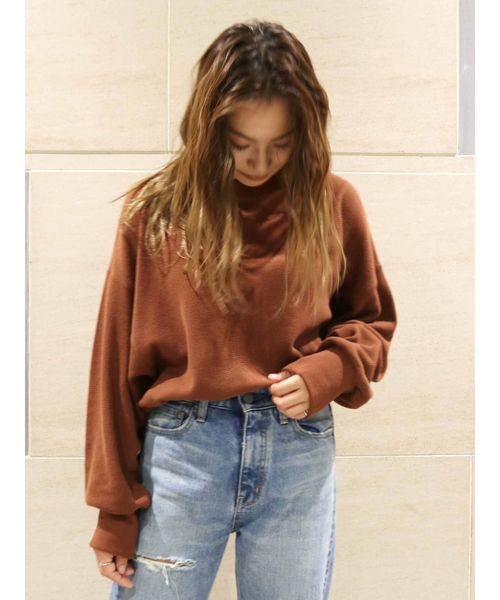 Ungrid(アングリッド)の「畦ワッフルルーズロングスリーブTee(Tシャツ/カットソー・レディース・ブラウン/チャコールグレー/オフホワイト・FREE)」の11枚目の写真