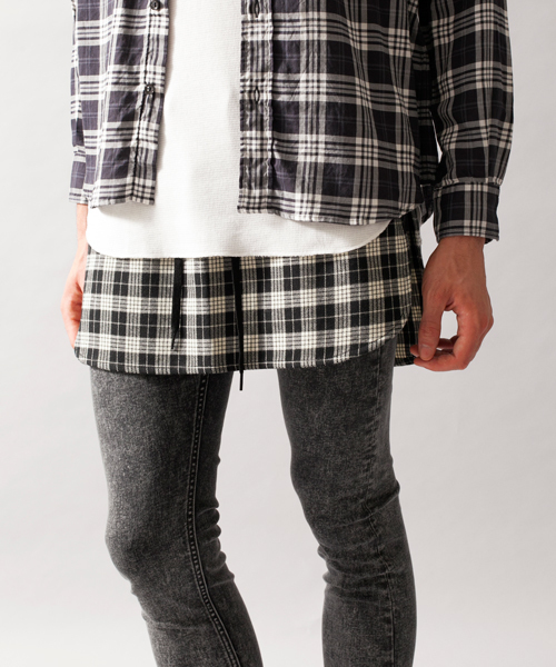 MONKEY TIME(モンキータイム)の「MT T/R チェック オーバー スカート ◆(その他パンツ・メンズ・ブラック/レッド・フリー)」の11枚目の写真