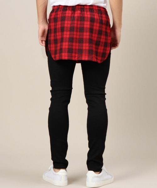MONKEY TIME(モンキータイム)の「MT T/R チェック オーバー スカート ◆(その他パンツ・メンズ・ブラック/レッド・フリー)」の5枚目の写真