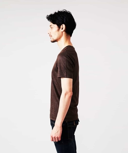 MICHEL KLEIN HOMME (ミッシェルクランオム)の「カットソー(ラミーカノコシルケット)(Tシャツ/カットソー・メンズ・ネイビー/ブラウン・MEDIUM/LARGE/X-LARGE)」の7枚目の写真