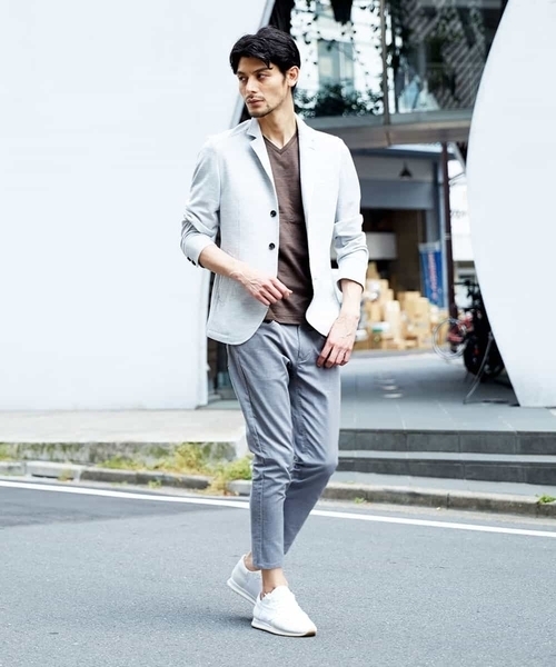 MICHEL KLEIN HOMME (ミッシェルクランオム)の「カットソー(ラミーカノコシルケット)(Tシャツ/カットソー・メンズ・ネイビー/ブラウン・MEDIUM/LARGE/X-LARGE)」の14枚目の写真