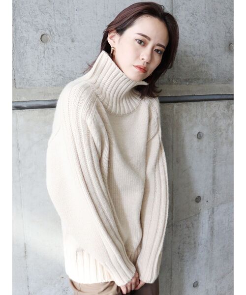 MURUA（ムルーア）の「バックスリットニットチュニック（ニット