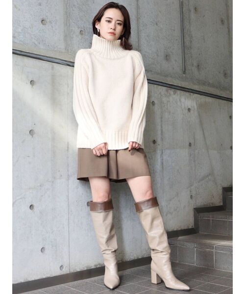 MURUA（ムルーア）の「バックスリットニットチュニック（ニット/セーター・レディース・グレー/アイボリー/モカ・FREE）」の8枚目の写真