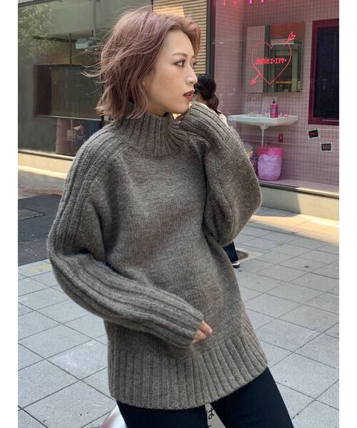 MURUA（ムルーア）の「バックスリットニットチュニック（ニット/セーター・レディース・グレー/アイボリー/モカ・FREE）」の17枚目の写真