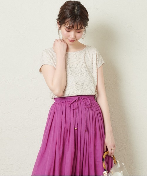 natural couture（ナチュラルクチュール）の「【WEB限定カラー有り】クロシェ風レーストップス（Tシャツ/カットソー・レディース・ブラック/ブルー/ミント/ライトベージュ・FREE）」の3枚目の写真