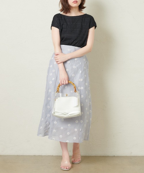 natural couture（ナチュラルクチュール）の「【WEB限定カラー有り】クロシェ風レーストップス（Tシャツ/カットソー・レディース・ブラック/ブルー/ミント/ライトベージュ・FREE）」の5枚目の写真