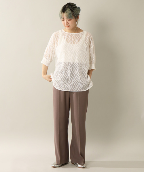 notch.(ノッチ)の「シアージャカードTブラウス(シャツ/ブラウス・レディース・オフホワイト/ホワイト/ブラック/ブルー・M)」の19枚目の写真