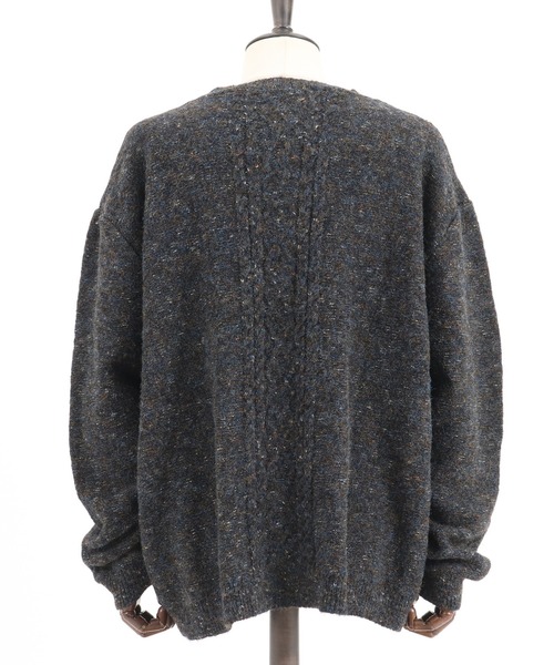 Jih Nunc（ジーヌンク）の「mn2240-ルーズシルエットカラーネップケーブルニット（ニット/セーター・メンズ・キャメル/チャコール・M/S/L）」の8枚目の写真