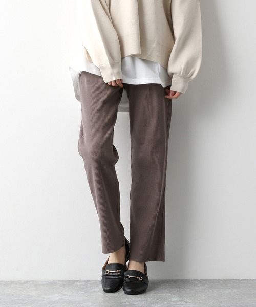 GLOBAL WORK（グローバルワーク）の「セルフ裾カットリブパンツ/893281（その他パンツ・レディース・ブラック/オフホワイト/ブラウン系その他/ブラウン系その他2・FREE）」の4枚目の写真