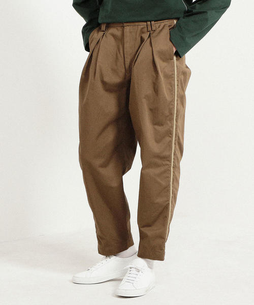 コムデギャルソンオムcomme Des Garcons Homme ウール側章タックパンツ 黒l