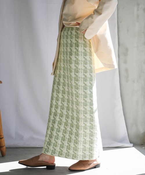 select MOCA(セレクトモカ)の「2021 SS クランブルニットスカート(スカート・レディース・ミント/ラベンダー/グレイッシュベージュ・FREE)」の11枚目の写真