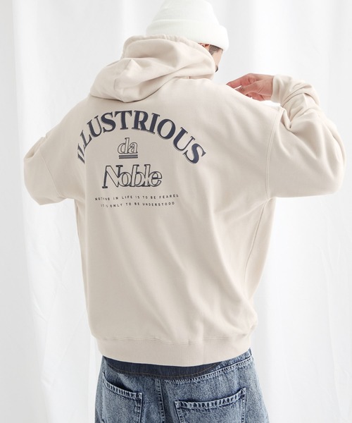 EMMA CLOTHES(エマクローズ)の「ビッグシルエット 裏毛 バックロゴデザインプルオーバーパーカー/ILLUSTRIOUS da Noble(EMMA CLOTHES)(パーカー・メンズ・ブラック/オフホワイト/ブルーグレー/ベージュ系その他・FREE)」の4枚目の写真