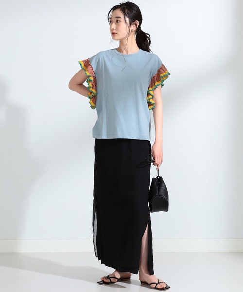 Ray BEAMS(レイビームス)の「Ray BEAMS / ライン フリル スリーブ Tシャツ(Tシャツ/カットソー・レディース・ホワイト/ブラック/ブルー系その他2・ONE SIZE)」の18枚目の写真