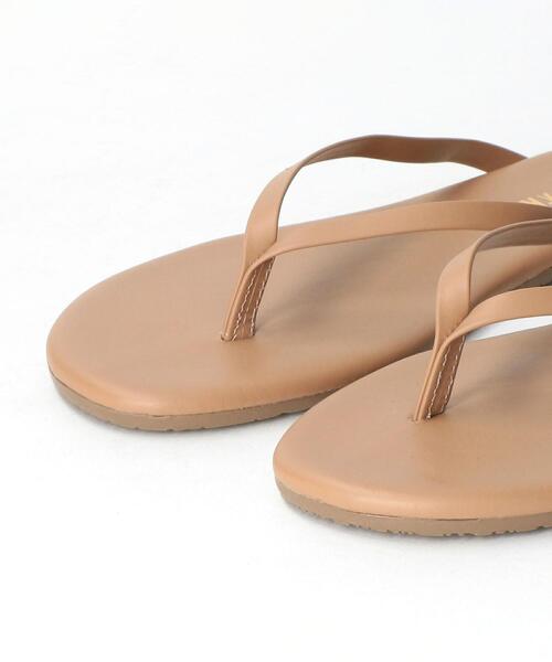 TKEES（ティキーズ）の「＜TKEES＞FOUNDATIONS レザービーチサンダル¨（サンダル・レディース・ベージュ/モカ・5/7/6/8）」の6枚目の写真