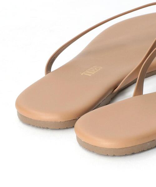 TKEES（ティキーズ）の「＜TKEES＞FOUNDATIONS レザービーチサンダル¨（サンダル・レディース・ベージュ/モカ・5/7/6/8）」の7枚目の写真
