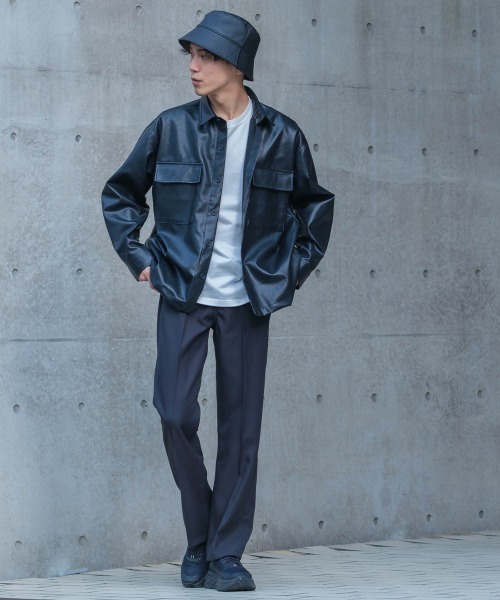 improves(インプローブス)の「PUレザー オーバーサイズ CPO ジャケット(ブルゾン・メンズ・ライトベージュ/ブラック・MEDIUM/LARGE)」の5枚目の写真