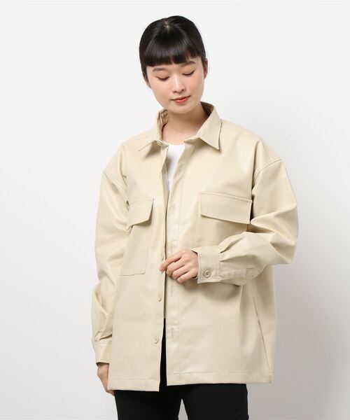 improves(インプローブス)の「PUレザー オーバーサイズ CPO ジャケット(ブルゾン・メンズ・ライトベージュ/ブラック・MEDIUM/LARGE)」の11枚目の写真