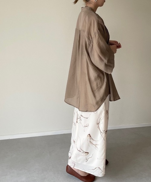 y/m by misato（イムバイミサト）の「シアーピンタックシャツ（シャツ/ブラウス・レディース・パープル/オフホワイト/ダークベージュ・FREE）」の14枚目の写真