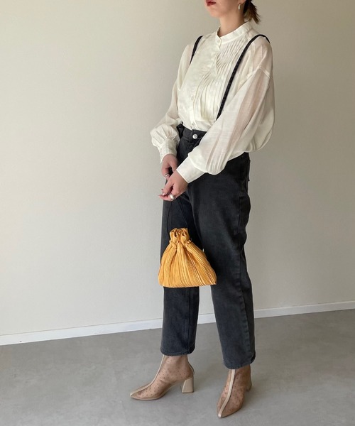 y/m by misato（イムバイミサト）の「シアーピンタックシャツ（シャツ/ブラウス・レディース・パープル/オフホワイト/ダークベージュ・FREE）」の11枚目の写真