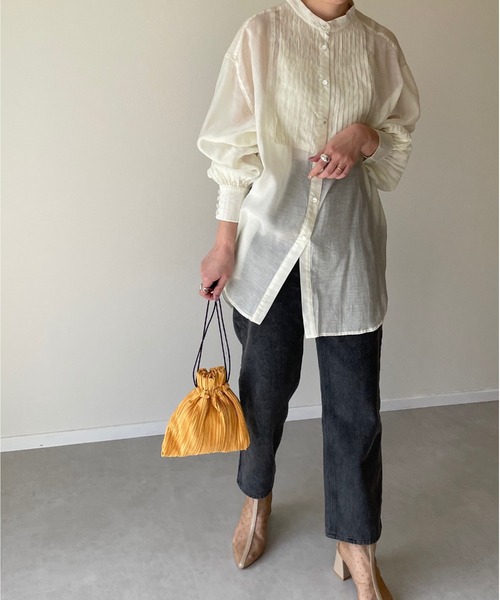 y/m by misato（イムバイミサト）の「シアーピンタックシャツ（シャツ/ブラウス・レディース・パープル/オフホワイト/ダークベージュ・FREE）」の12枚目の写真