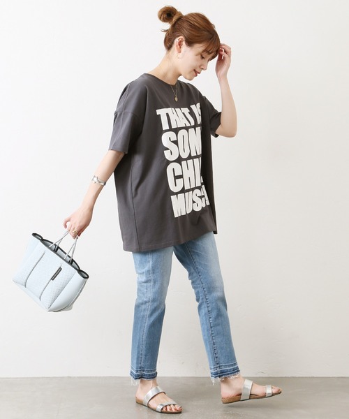 JOURNAL STANDARD（ジャーナルスタンダード）の「ビックロゴT◆（Tシャツ/カットソー・レディース・ホワイト/ブラック・FREE）」の4枚目の写真