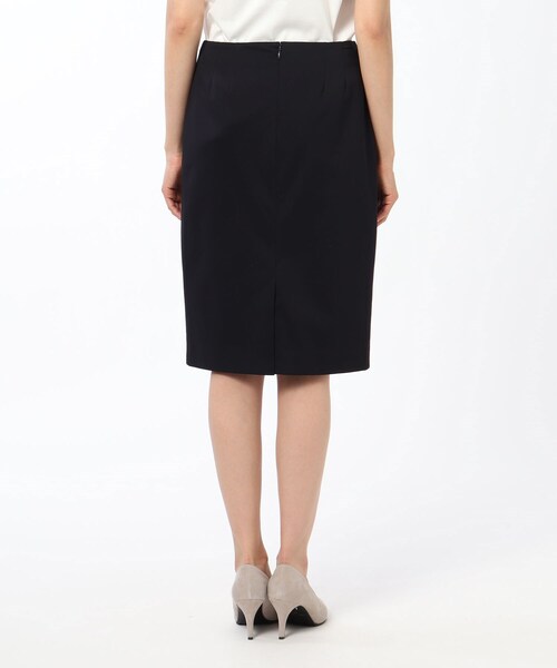 UNTITLED（アンタイトル）の「◆【洗える・消臭・UVカット・抗菌防臭】ネオカトレアタイトスカート（スーツスカート・レディース・ダークグレー/ダークネイビー/ブルー/ブラック・02/00/01/99/03）」の6枚目の写真