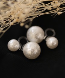 【3size展開】ツヤあり×ツヤ消しのパール樹脂オメガイヤリング