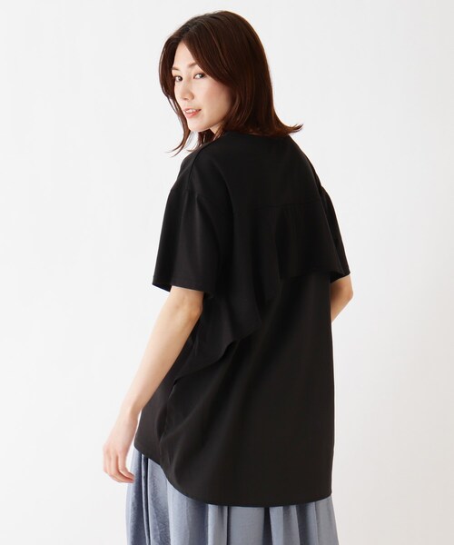 SHOO・LA・RUE（シューラルー）の「◆バックフリル異素材プルオーバー（Tシャツ/カットソー・レディース・ホワイト系/サンドベージュ/ブラック・02/04/03）」の5枚目の写真