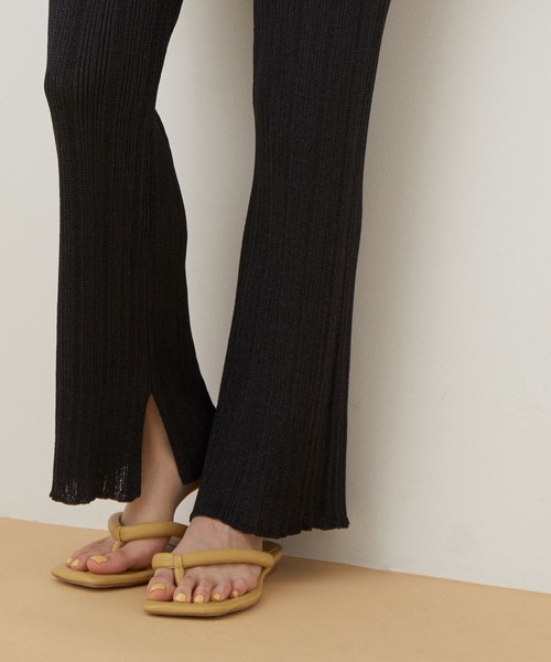 ADAM ET ROPE'（アダムエロペ）の「【セットアップ対応】ランダムリブニットパンツ（その他パンツ・レディース・ブラック/ベージュ系その他・FREE）」の9枚目の写真