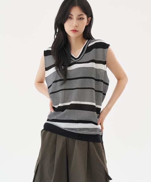 FEKETE（フェケテ）の「FEKETE MULTI BORDER SUMMER KNIT VEST（ベスト・メンズ・ブラック/ネイビー・FREE）」の11枚目の写真