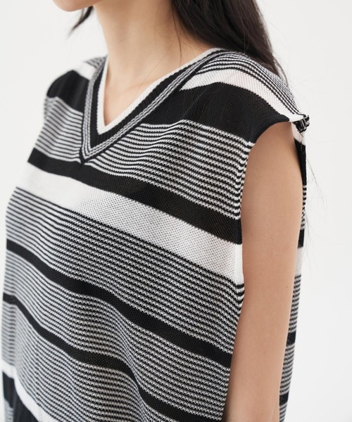 FEKETE（フェケテ）の「FEKETE MULTI BORDER SUMMER KNIT VEST（ベスト・メンズ・ブラック/ネイビー・FREE）」の12枚目の写真