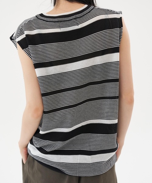 FEKETE（フェケテ）の「FEKETE MULTI BORDER SUMMER KNIT VEST（ベスト・メンズ・ブラック/ネイビー・FREE）」の18枚目の写真