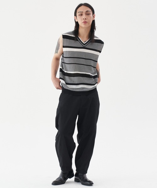 FEKETE（フェケテ）の「FEKETE MULTI BORDER SUMMER KNIT VEST（ベスト・メンズ・ブラック/ネイビー・FREE）」の15枚目の写真