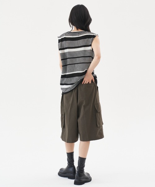 FEKETE（フェケテ）の「FEKETE MULTI BORDER SUMMER KNIT VEST（ベスト・メンズ・ブラック/ネイビー・FREE）」の10枚目の写真