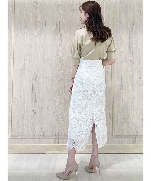 MERCURYDUO（マーキュリーデュオ）の「オーナメントエンブロイダリータイトスカート（スカート・レディース・アイボリー/ミント・SMALL/MEDIUM）」の8枚目の写真