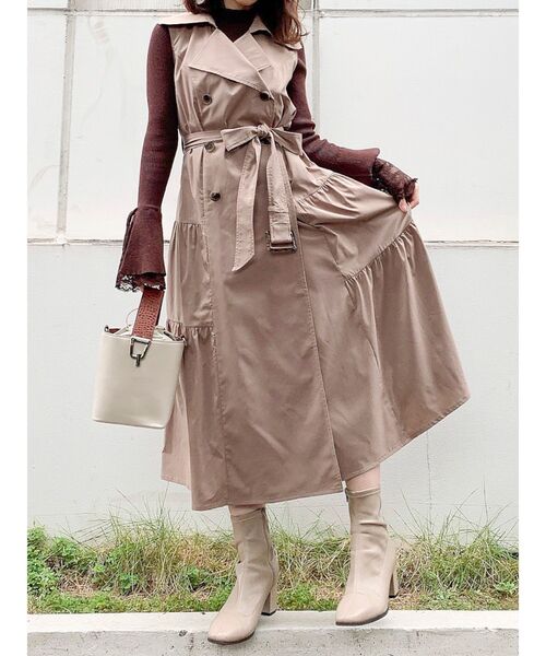 dazzlin（ダズリン）の「ヘムレースフレアニットトップス（ニット/セーター・レディース・ピンク/オフホワイト/ブラック/ブラウン/ベージュ・FREE）」の6枚目の写真