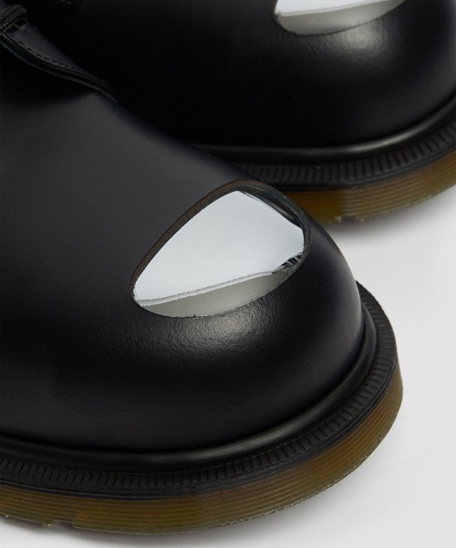 And A（アンドエー）の「Dr.Martens ドクターマーチン / 1925 Est Black Smooth エスト 3ホールブーツ レザーシューズ / 26506001（ブーツ・レディース・ブラック・23cm/24cm）」の4枚目の写真