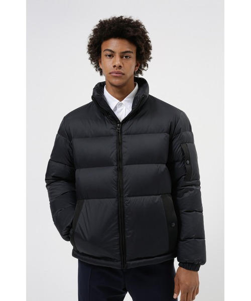 HUGO（ヒューゴ）の「マニフェストロゴ リサイクルマテリアル ダウンジャケット（ダウンジャケット/コート・メンズ・ブラウン/ナチュラル/ブラック・S/M/L/XL）」の2枚目の写真