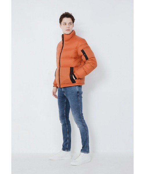 HUGO（ヒューゴ）の「マニフェストロゴ リサイクルマテリアル ダウンジャケット（ダウンジャケット/コート・メンズ・ブラウン/ナチュラル/ブラック・S/M/L/XL）」の20枚目の写真