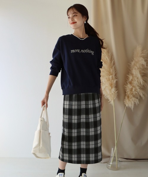 BLUEEAST(ブルーイースト)の「バックスリット チェックスカート(スカート・レディース・ブラック/ベージュ/ネイビー/モカ・MEDIUM)」の16枚目の写真