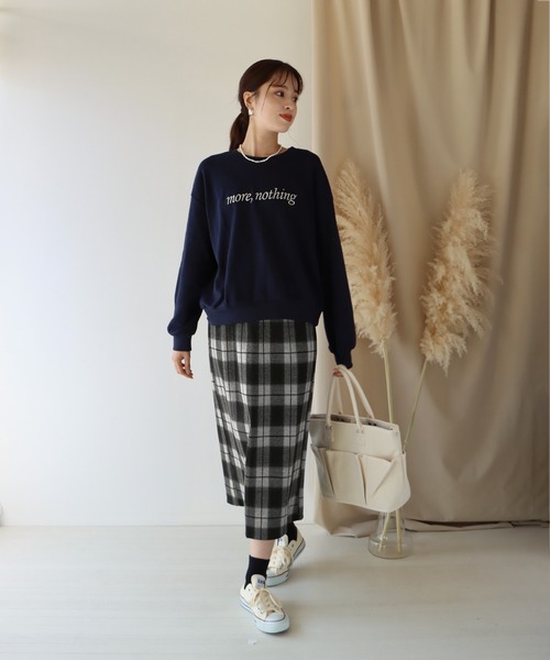 BLUEEAST(ブルーイースト)の「バックスリット チェックスカート(スカート・レディース・ブラック/ベージュ/ネイビー/モカ・MEDIUM)」の18枚目の写真