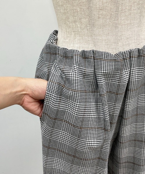 PICCIN(ピッチン)の「【日本製】裏起毛ウエストギャザーチェックパンツ(その他パンツ・レディース・グレー系その他/ブラウン系その他・S/M/L/XS)」の17枚目の写真
