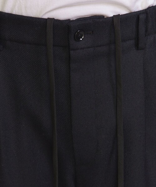 BEAUTY&YOUTH UNITED ARROWS（ビューティーアンドユースユナイテッドアローズ）の「BY ウォッシャブル フラノ テーパード イージーパンツ ：（その他パンツ・メンズ・ブラック/ネイビー/モカ・S/M/L/XL）」の11枚目の写真
