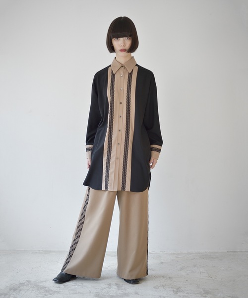 La SRIC（ラスリック）の「La SRIC / レーステープロングシャツ（シャツ/ブラウス・レディース・グレー系その他/キャメル・38）」の19枚目の写真