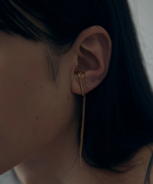 and cloud(アンドクラウド)の「Layered Cuff Curb Long Chain(イヤーカフ・レディース・シルバー/イエローゴールド/ゴールド系その他・FREE)」の17枚目の写真